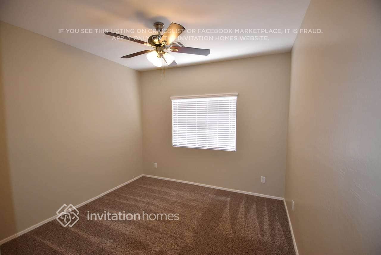 Building Photo - 4575 E Campbell Ct