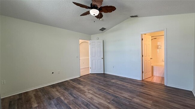Building Photo - 116 Forest View Ct