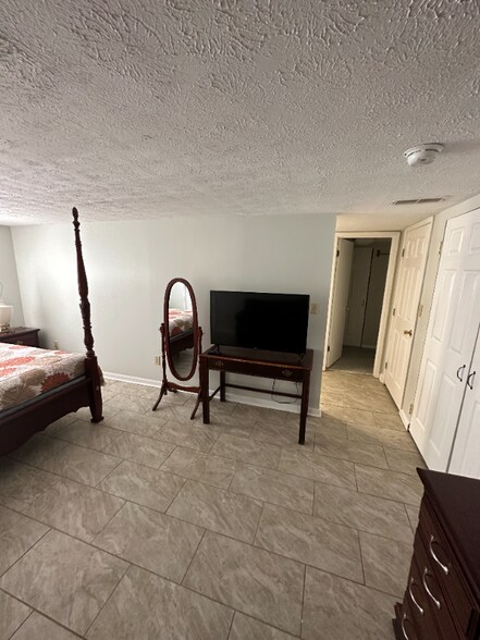 Building Photo - 4458 Tarragon Ln