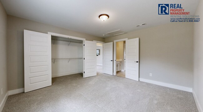 Building Photo - Gorgeous, Luxury home in Marymont Springs! Neighborhood pool and playground!