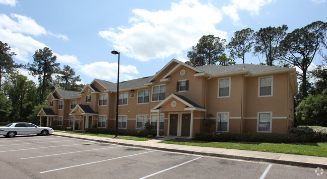 Building Photo - Madison Woods Apartments