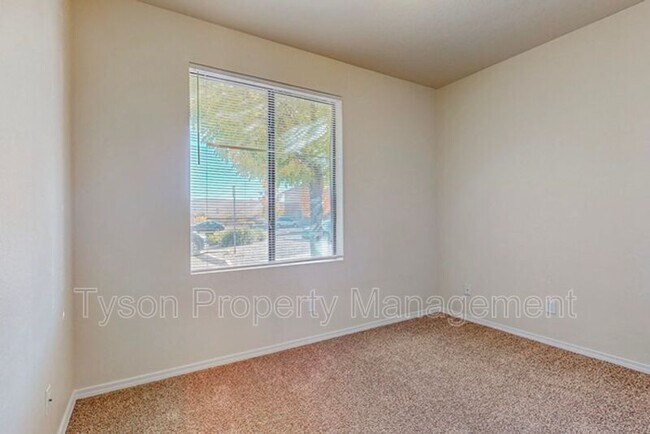 Building Photo - 4209 Ridgeway Ct