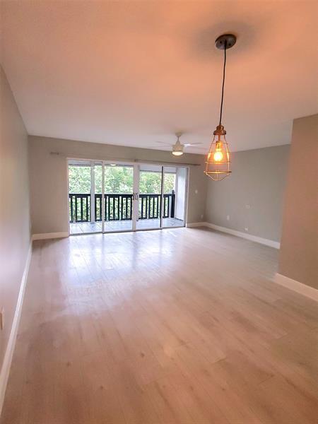 Building Photo - 1021 Mockingbird Ln