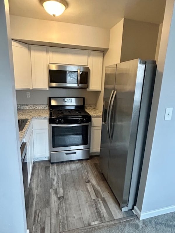 Building Photo - 4411 Falls Bridge Dr