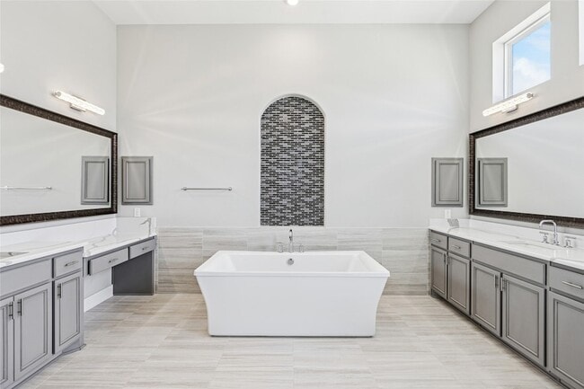 Building Photo - 916 Savannah Trl