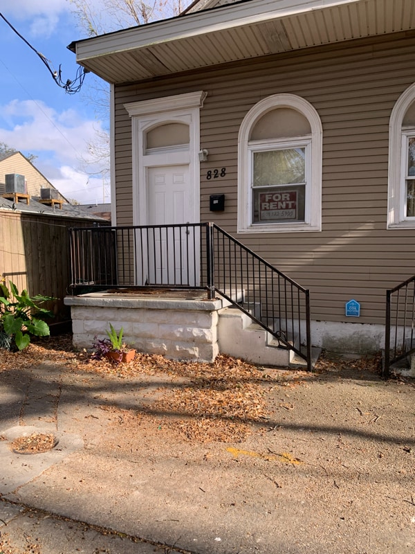 Building Photo - 828 N Dorgenois St