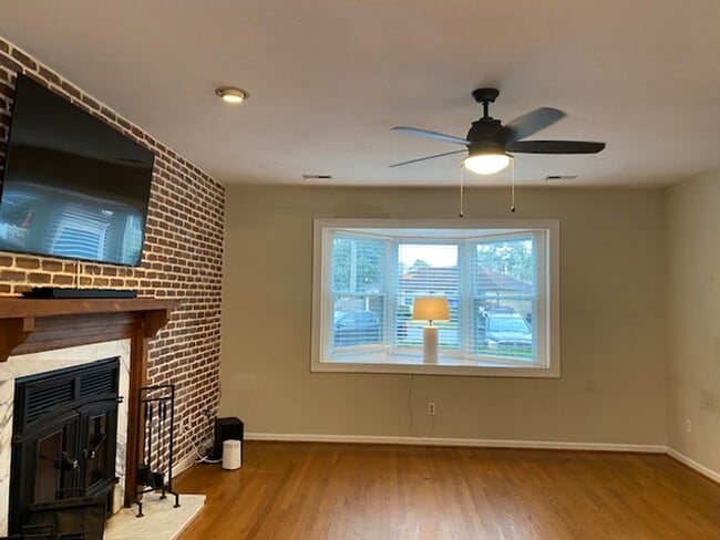 Building Photo - Chesapeake Beach