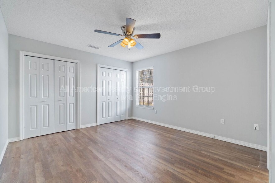 Building Photo - 107 Trenton Ave