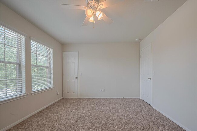 Building Photo - 20111 Brookwood Holw