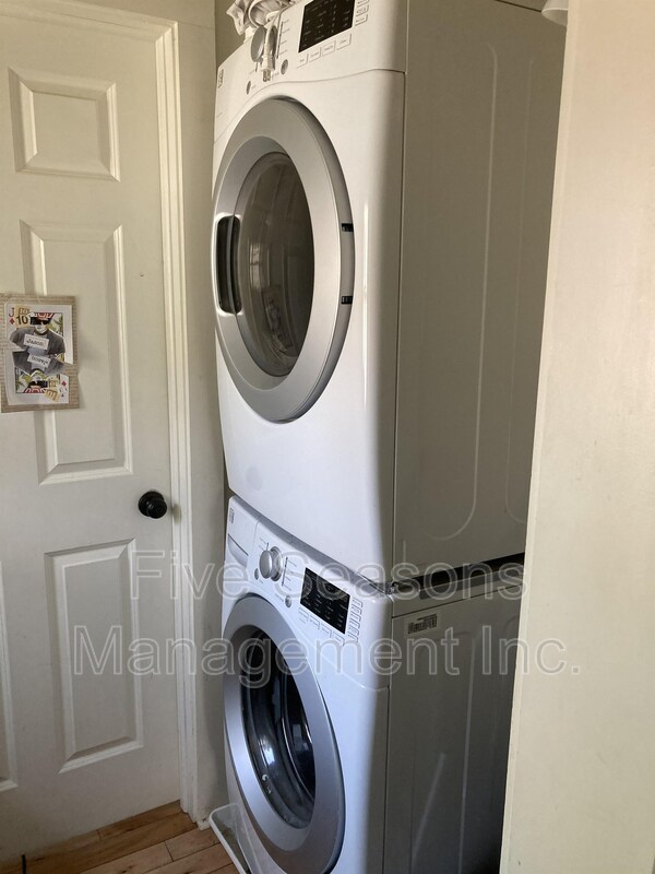 Building Photo - 18-20 Hayward Street - 2