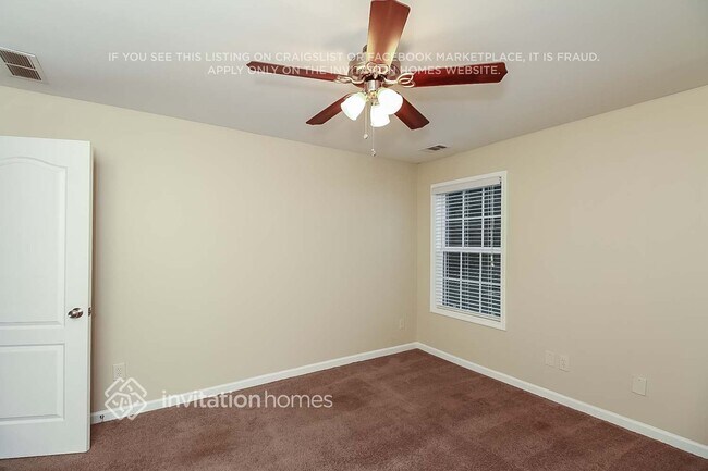 Building Photo - 3021 Leatherleaf Tr