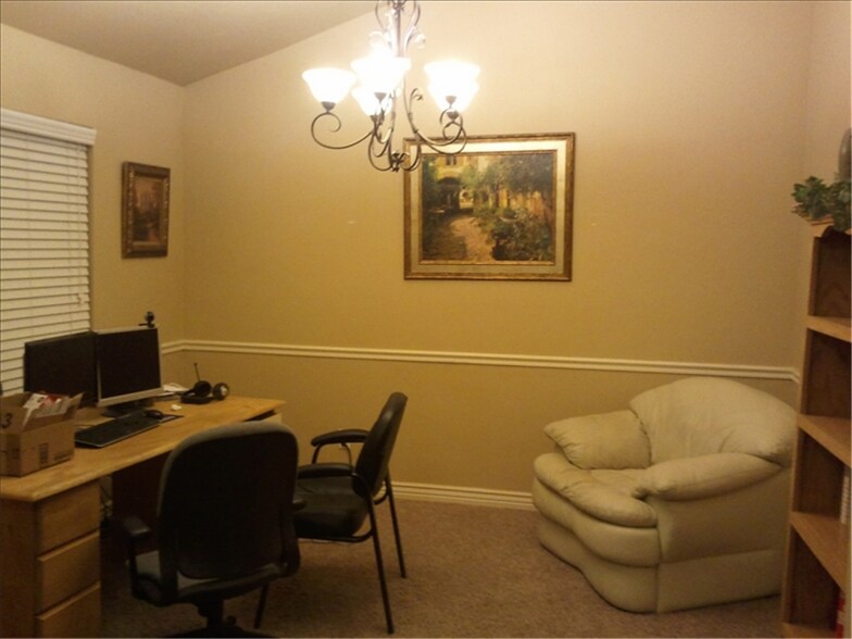 Building Photo - 1287 Reese Dr