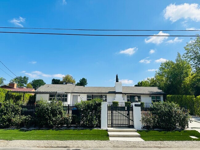 Building Photo - 5148 Otis Ave