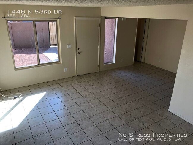 Building Photo - 2 Bedroom Townhome at 53rd Ave and McDowell!