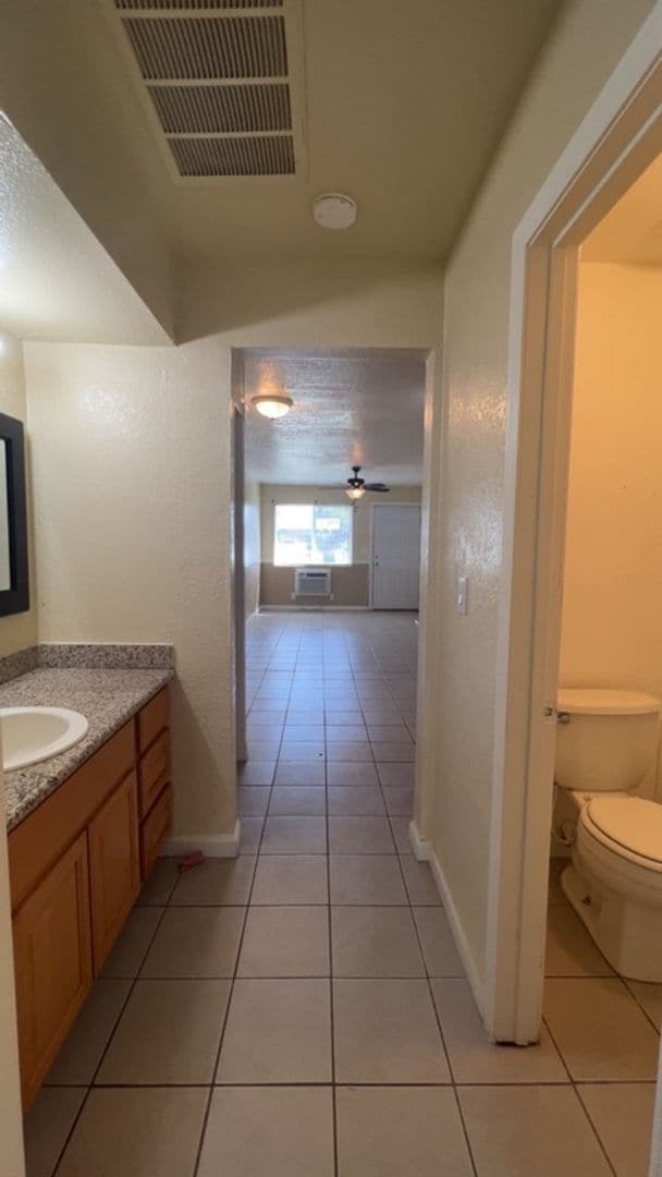 Building Photo - 6771 California St