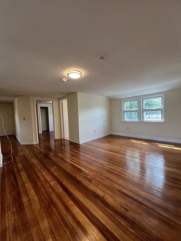 Building Photo - 178 Cohasset St
