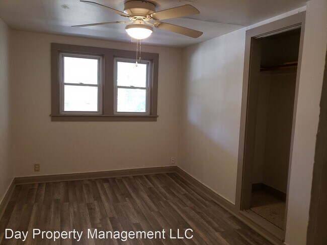 Building Photo - 1300 W Prospect Ave