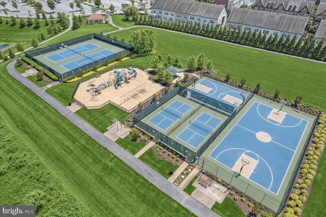 Building Photo - 7548 Morris St