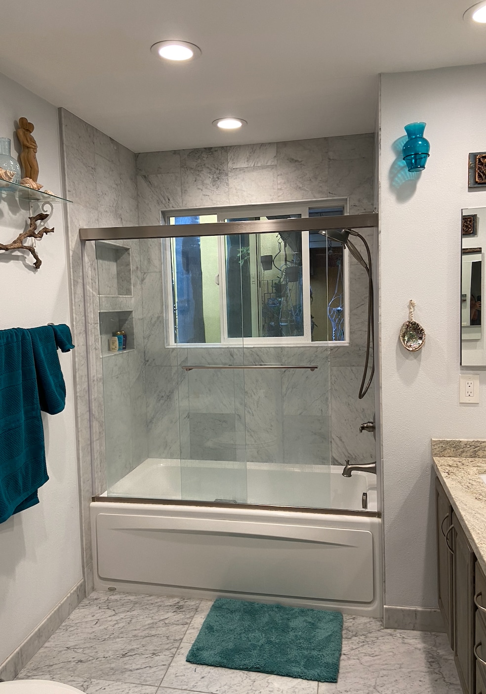 Building Photo - 612 Alta Vista Dr