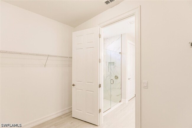 Building Photo - 536 Polihale Wy