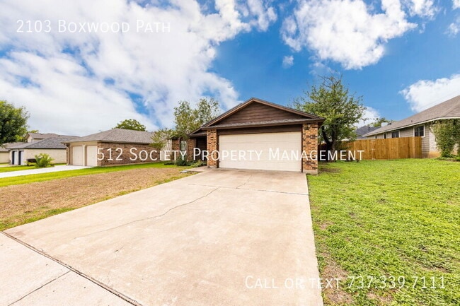 Building Photo - 2103 Boxwood Path