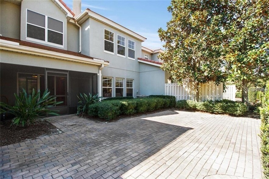 Building Photo - 7118 Regina Way