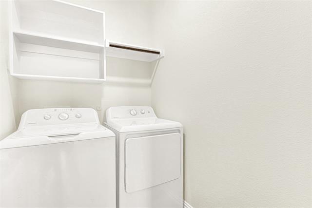 Building Photo - 3320 Brentwood Cv