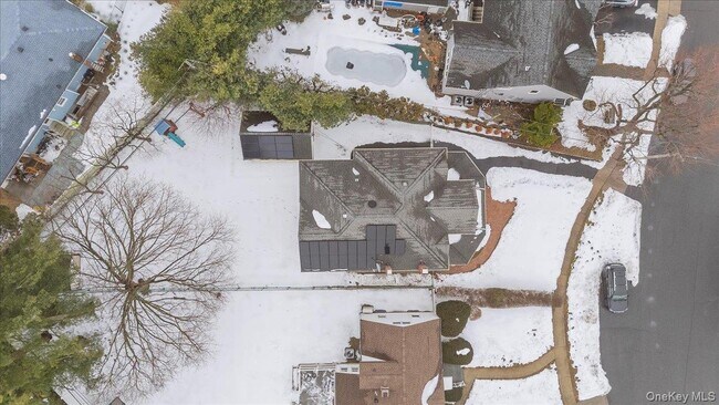 Building Photo - 234 S Pershing Ave