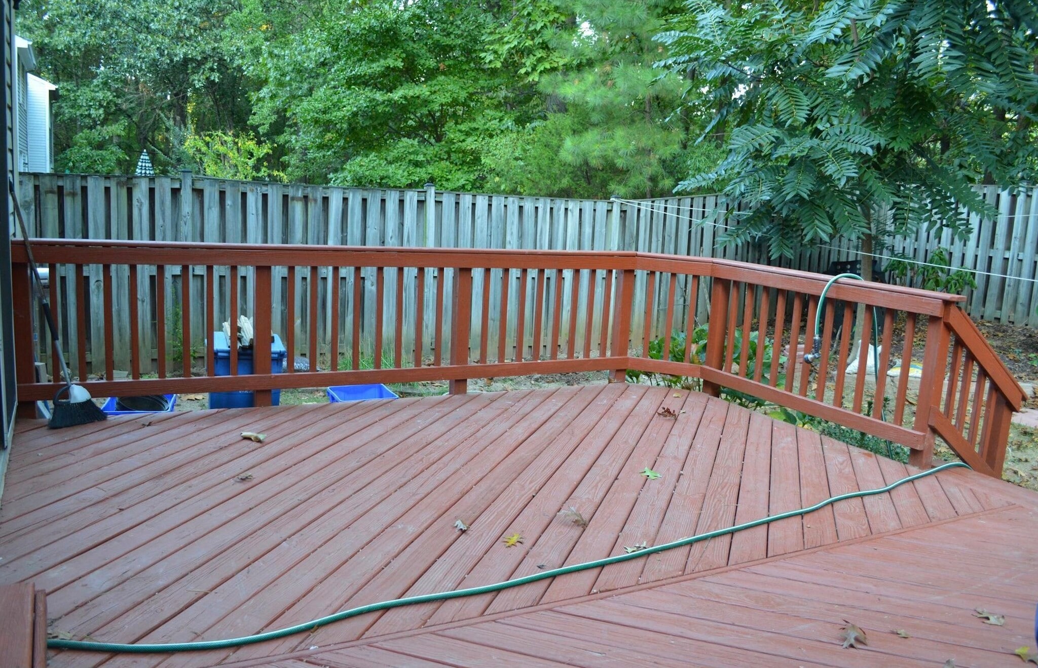 Backyard patio/fence - 17129 Briardale Rd