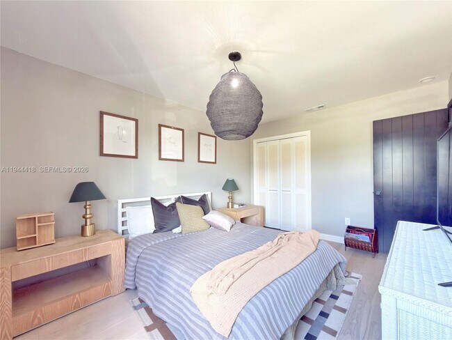 Building Photo - 760 Windtree Way