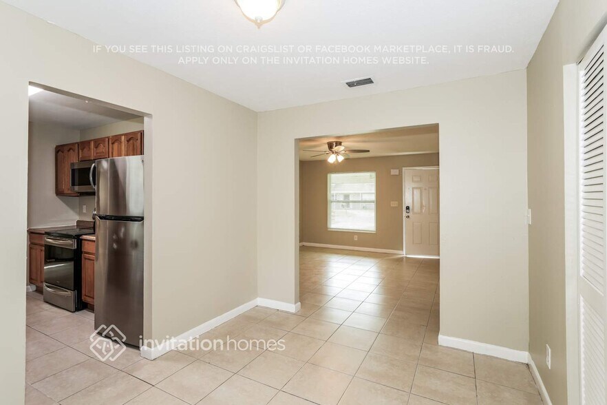 Building Photo - 703 Leisure Ave