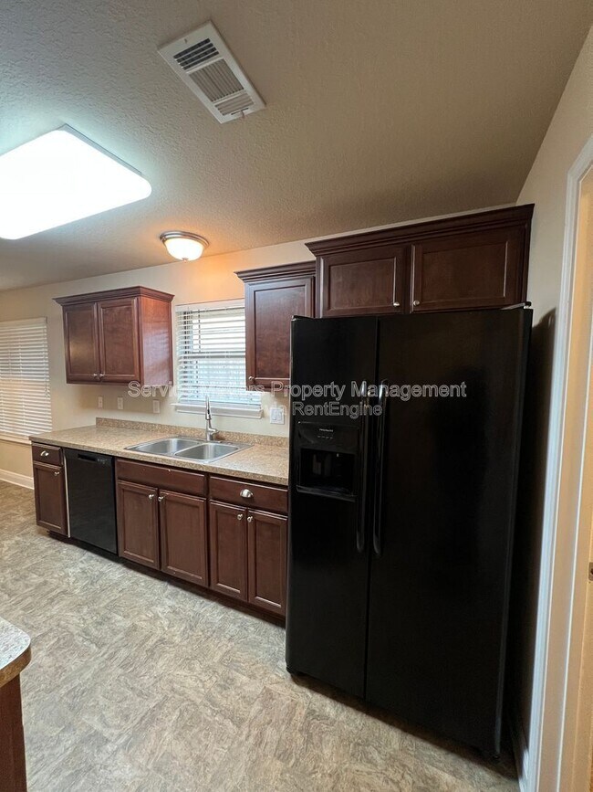 Building Photo - 4736 Frances St