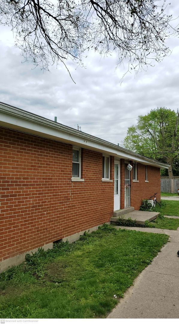 Building Photo - 1802-1804 Montgomery Ave