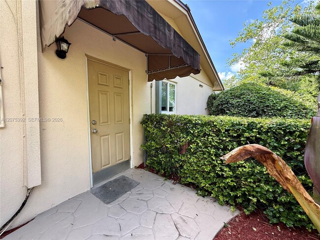 Building Photo - 13295 SW 72nd Terrace
