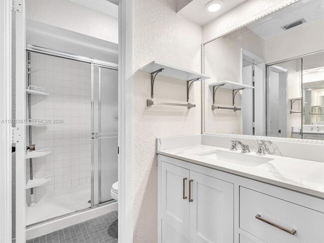 Building Photo - 1361 Cottonwood Cir