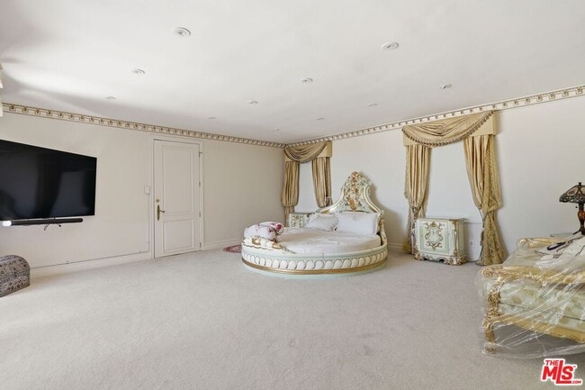 Building Photo - 1831 Loma Vista Dr