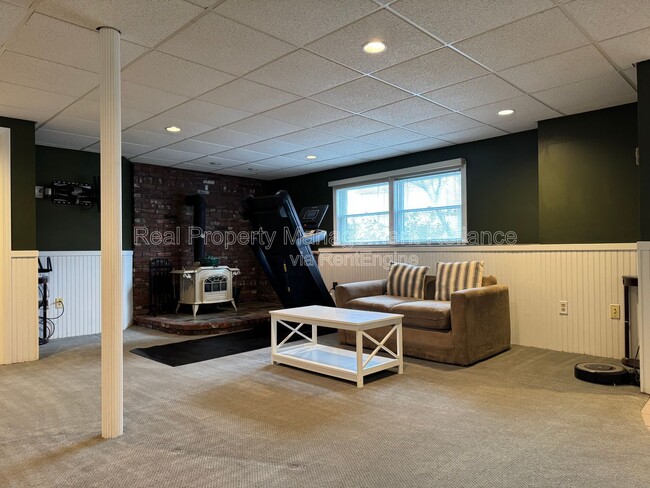 Building Photo - 14 Ravenna Ave