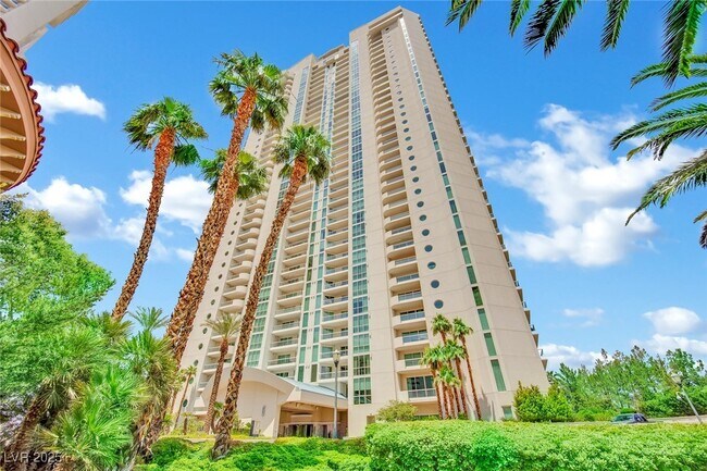 Building Photo - 2777 Paradise Rd