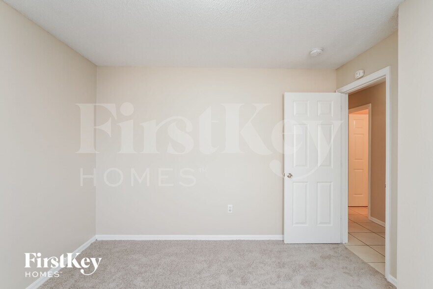 Building Photo - 2418 Peace Cir