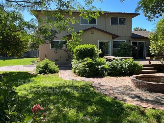 Building Photo - 5655 Glen Haven Ct