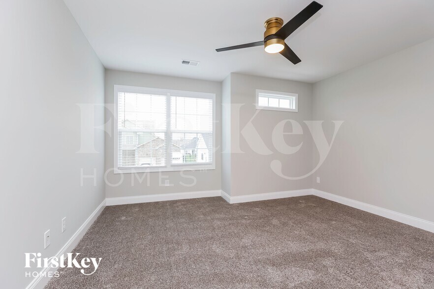 Building Photo - 516 Dexter Dr