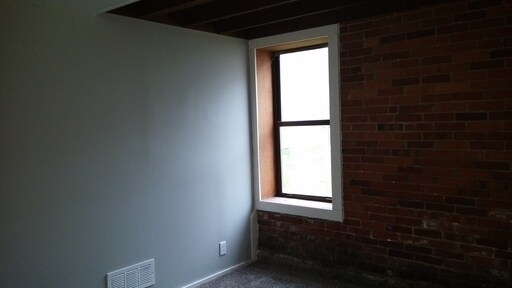 Building Photo - 514-516 ½ N 9th Street