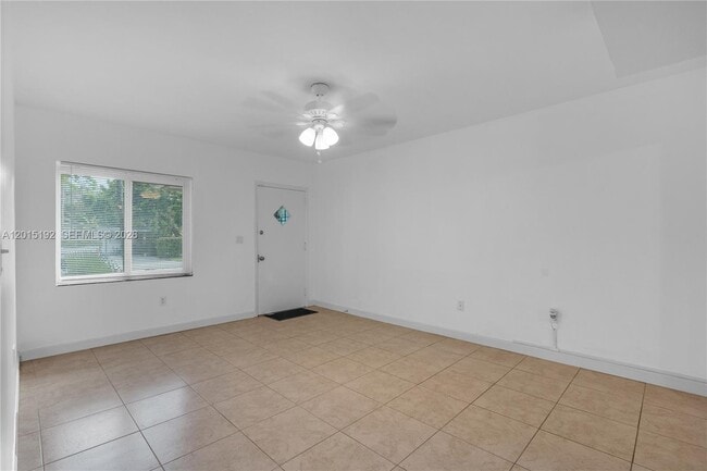 Building Photo - 6141 SW 47th St