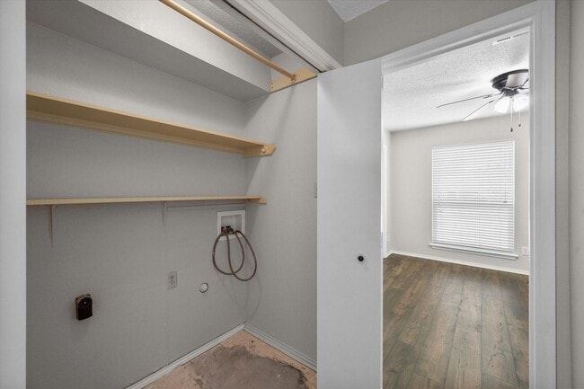 Building Photo - Precious Mansfield 2 Bed 2 Bath