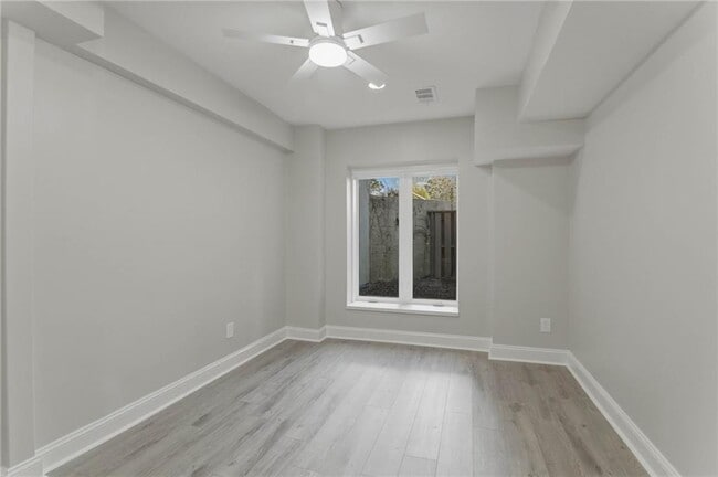 Building Photo - 49 Ivy Gates NE