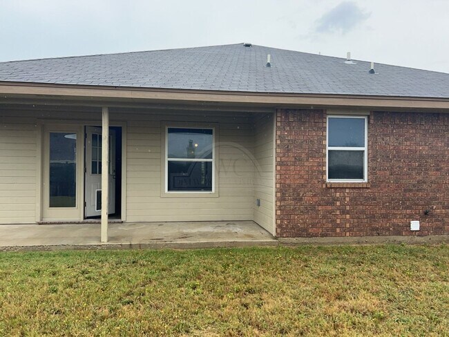 Building Photo - 2604 Tarrant County Dr