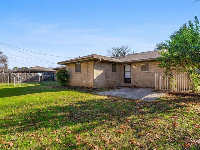 Building Photo - 4806 South Dr