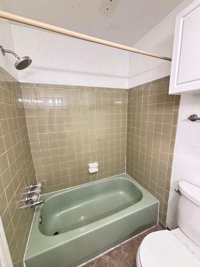 Building Photo - 3 bedroom Home for rent - Allentown