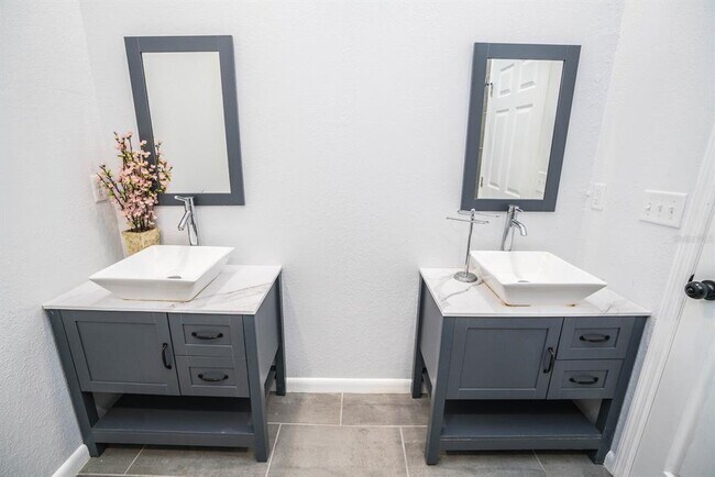 Building Photo - 3108 N Jefferson St