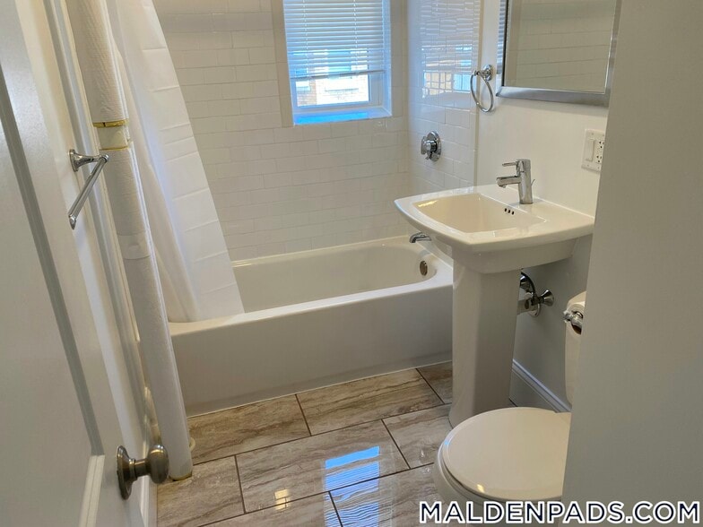 Building Photo - 475 Highland Ave